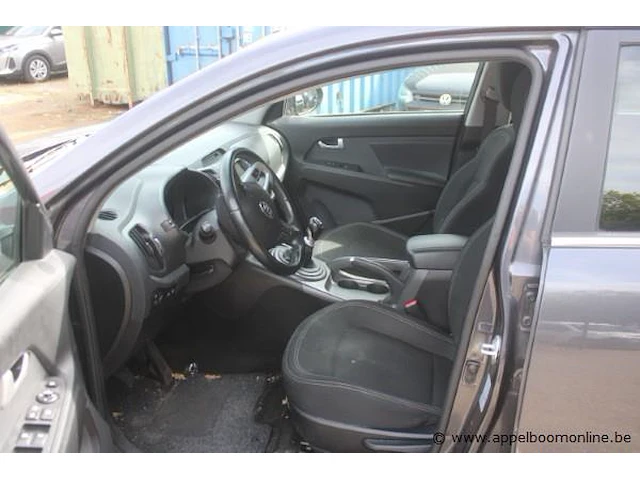 Voert. meerdere doeleinden kia new sportage, benzine, 1591cm³,99kw,1e inschr 24/4/13,u5ypc814adl292353, 184115km, co²-uitstoot 158g/km, euro5, kentekenbewijs, gelijkvormigheidsattest, keuring tot 24/4/26, 2sleutels - afbeelding 12 van  18