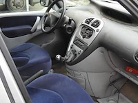 Voertuig meerdere doeleinden citroen xsara picasso,diesel,1560cm³,66kw,1e inschr 11/01/07,vf7ch9hxc25875010,kmstand vlgs ltste keuring 06/01/24: 69241km,co²-uitstoot 145g/km,euro5b,kentekenbewijs,gelijkvormigheidsattest,keuring tot 11/1/25,2sleutels - afbeelding 4 van  10