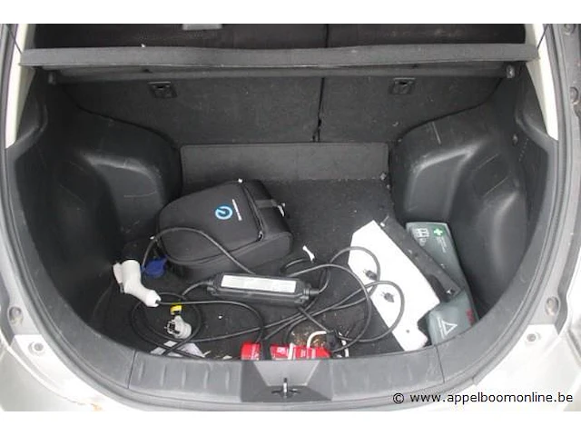 Voertuig meerdere doeleinden nissan leaf, elektrisch, datum 1ste inschrijving 29/11/2016, chassisnummer sjnfaaze0u6054215, km-stand 36.018, inschrijvingsbewijs i+ii, gelijksvormigheidsattest - afbeelding 17 van  19