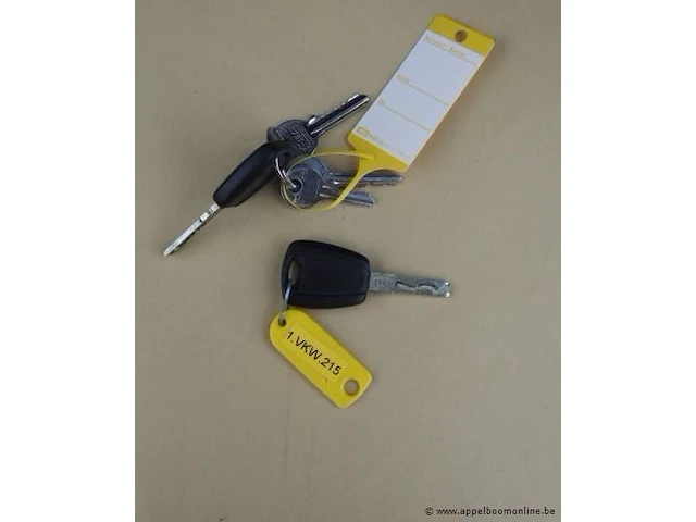 Voertuig meerdere doeleinden opel combo,diesel,1598cm³,77kw,1e inschr 27/3/14, w0l6ayd1be9544156, 92701km,co²-uitstoot 145g/km,euro5b,kenteken i, gelijkvormigheidsattest, keuring beperkt geldig tot 13/12/24,2sleutels - afbeelding 7 van  15