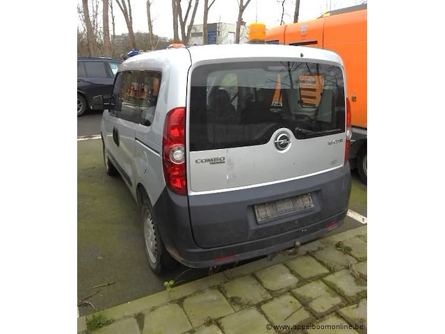 Voertuig meerdere doeleinden opel combo,diesel,1598cm³,77kw,1e inschr 27/3/14, w0l6ayd1be9544156, 92701km,co²-uitstoot 145g/km,euro5b,kenteken i, gelijkvormigheidsattest, keuring beperkt geldig tot 13/12/24,2sleutels - afbeelding 12 van  15