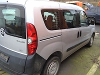 Voertuig meerdere doeleinden opel combo,diesel,1598cm³,77kw,1e inschr 27/3/14, w0l6ayd1be9544156, 92701km,co²-uitstoot 145g/km,euro5b,kenteken i, gelijkvormigheidsattest, keuring beperkt geldig tot 13/12/24,2sleutels - afbeelding 13 van  15