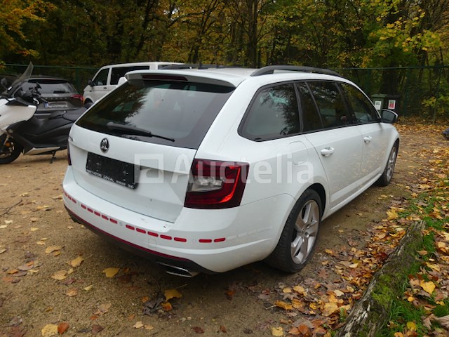 Voertuig skoda octavia combi rs (2018-228.610 km) - afbeelding 2 van  31