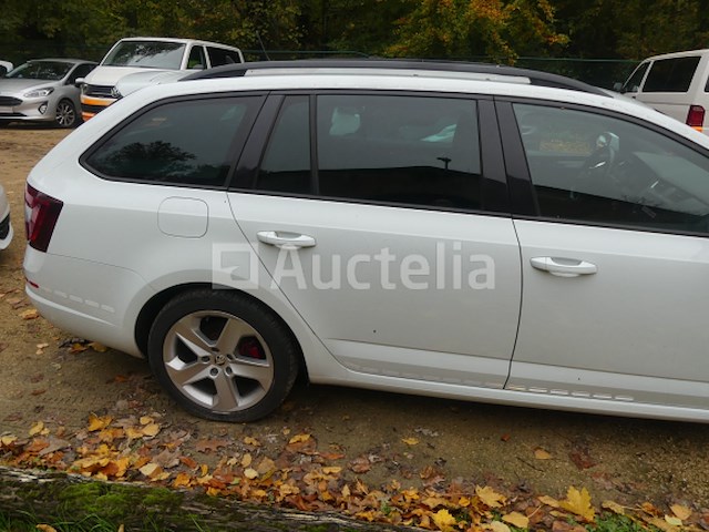 Voertuig skoda octavia combi rs (2018-228.610 km) - afbeelding 9 van  31