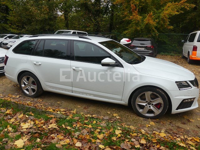 Voertuig skoda octavia combi rs (2018-228.610 km) - afbeelding 29 van  31
