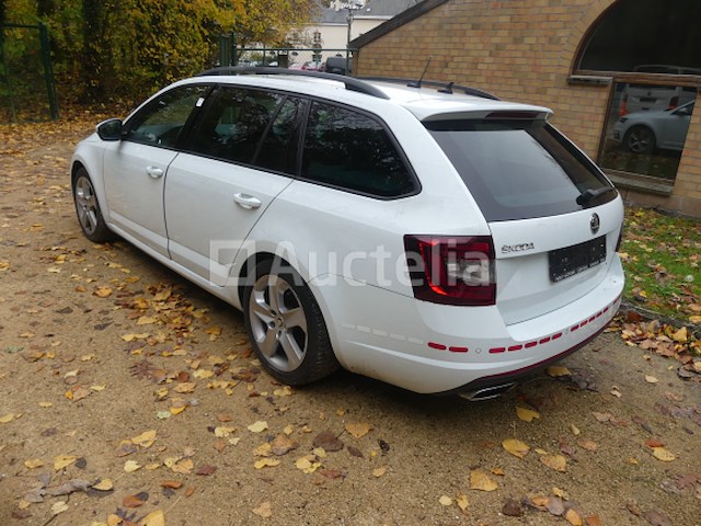 Voertuig skoda octavia combi rs (2018-228.610 km) - afbeelding 31 van  31