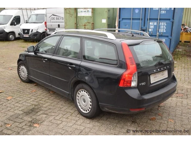 Voertuige meerdere doeleinden volvo v50, diesel,1560cm³,84kw, 1e inschr 10/01/12,yv1mw84f1c2672542, 230158km, co²-uitstoot ng, euro5, kenteken i (ii ontbreekt), gelijkvormigheidsattest, keuring tot 05/04/25, 2sleutels - afbeelding 16 van  17