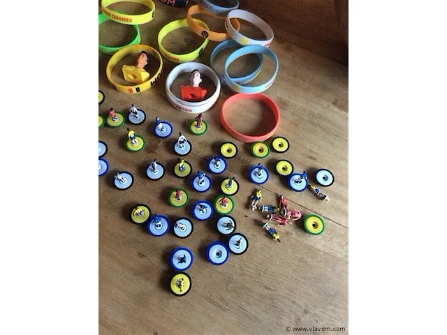 Voetballers/armbandjes - afbeelding 4 van  4