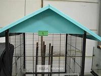 Vogelkooi met zadeldak - afbeelding 5 van  5