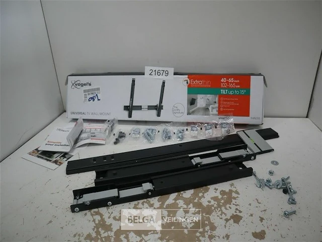 Vogel's thin 515 - kantelbare tv-beugel 40"- 65" - afbeelding 1 van  2