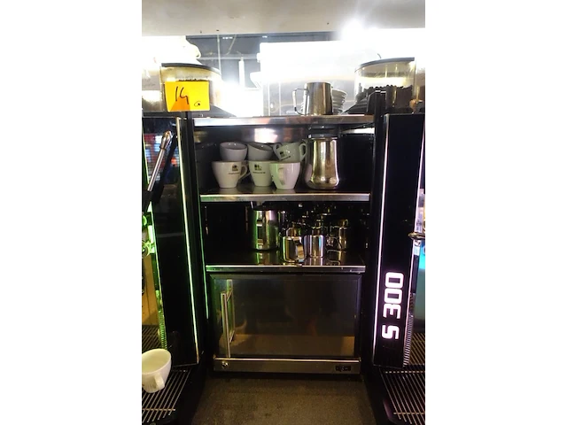 Volautomatische koffiemachine rex royal - afbeelding 4 van  9