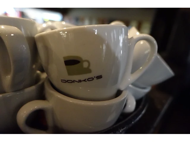 Volautomatische koffiemachine rex royal - afbeelding 8 van  9