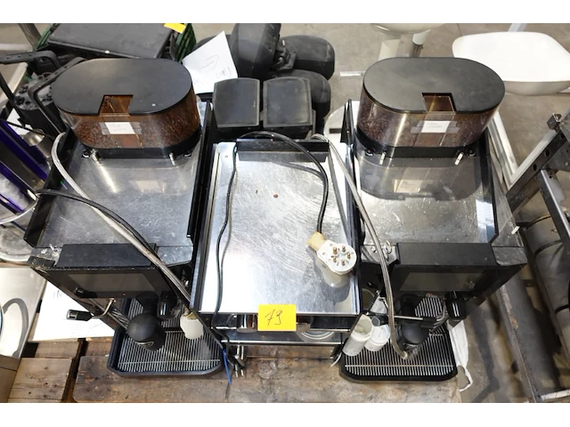 Volautomatische koffiemachine rex royal - afbeelding 5 van  5