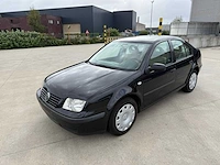 Volkswagen - 2000 - bora - personenauto - afbeelding 12 van  26