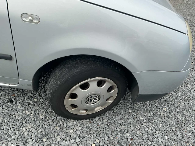 Volkswagen - 2003 - lupo - personenauto - afbeelding 6 van  26