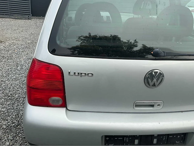 Volkswagen - 2003 - lupo - personenauto - afbeelding 23 van  26