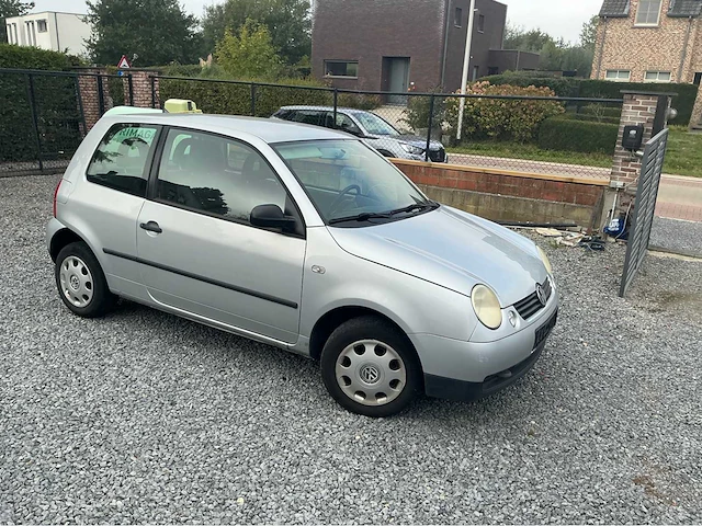 Volkswagen - 2003 - lupo - personenauto - afbeelding 24 van  26