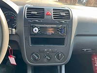 Volkswagen - 2004 - golf - personenauto - afbeelding 14 van  22