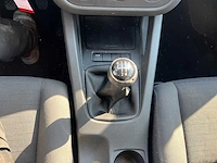 Volkswagen - 2004 - golf - personenauto - afbeelding 15 van  22