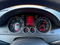 Volkswagen - 2005 - passat - personenauto - afbeelding 20 van  28