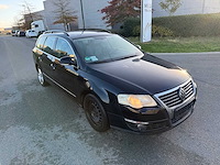 Volkswagen - 2005 - passat - personenauto - afbeelding 26 van  28