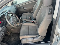 Volkswagen - 2006 - golf 5 - personenauto - afbeelding 7 van  18