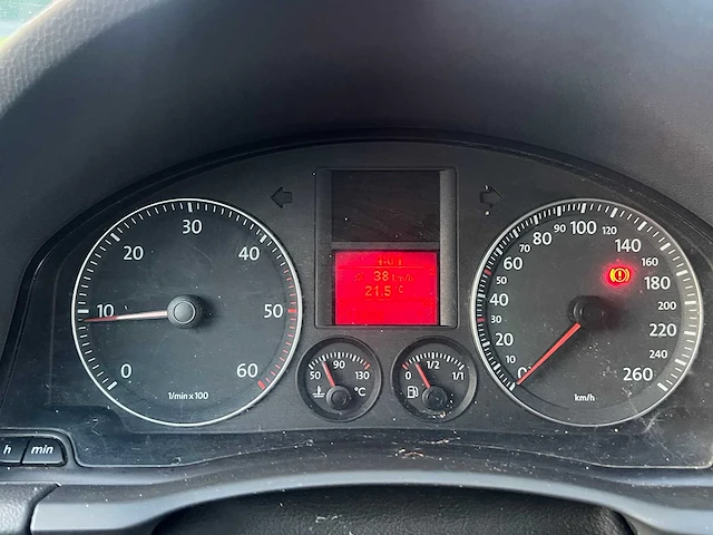 Volkswagen - 2006 - golf 5 - personenauto - afbeelding 10 van  18