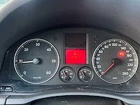 Volkswagen - 2006 - golf 5 - personenauto - afbeelding 10 van  18