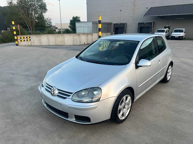 Volkswagen - 2006 - golf 5 - personenauto - afbeelding 13 van  18