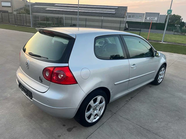 Volkswagen - 2006 - golf 5 - personenauto - afbeelding 18 van  18