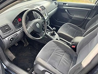 Volkswagen - 2007 - jetta - personenauto - afbeelding 18 van  30
