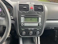 Volkswagen - 2007 - jetta - personenauto - afbeelding 22 van  30
