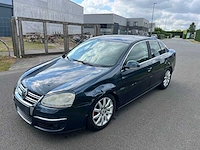 Volkswagen - 2007 - jetta - personenauto - afbeelding 12 van  30