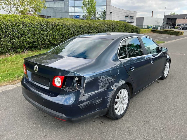 Volkswagen - 2007 - jetta - personenauto - afbeelding 29 van  30