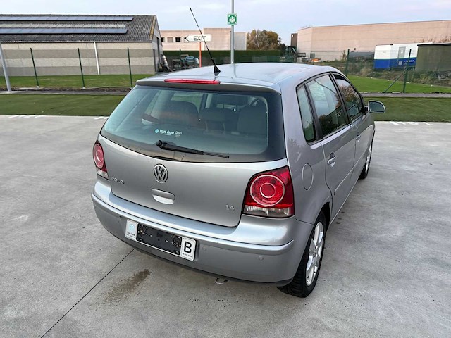 Volkswagen - 2008 - polo - personenauto - afbeelding 6 van  25