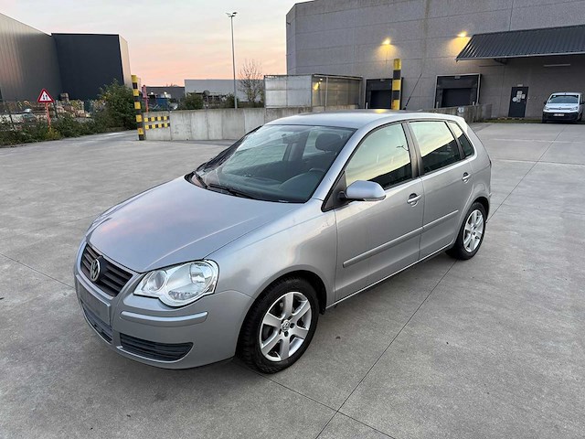 Volkswagen - 2008 - polo - personenauto - afbeelding 1 van  25