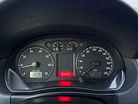 Volkswagen - 2008 - polo - personenauto - afbeelding 15 van  25