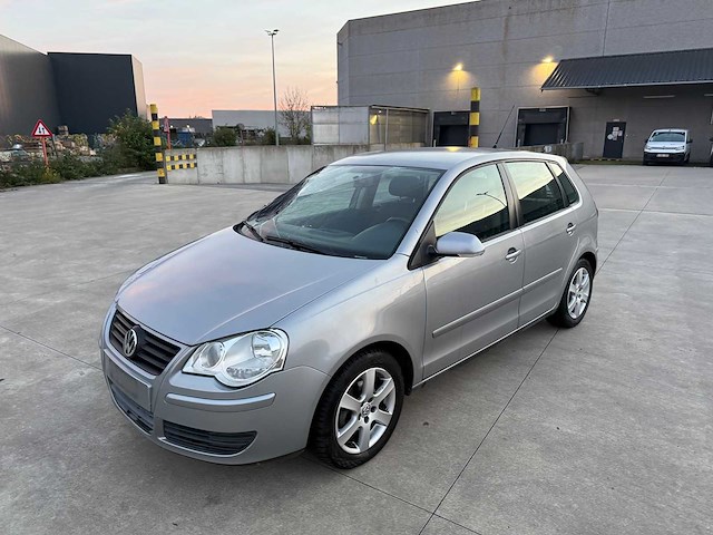 Volkswagen - 2008 - polo - personenauto - afbeelding 12 van  25