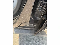 Volkswagen - 2009 - passat - personenauto - afbeelding 19 van  37