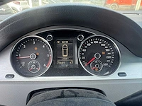 Volkswagen - 2009 - passat - personenauto - afbeelding 20 van  37