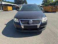 Volkswagen - 2009 - passat - personenauto - afbeelding 12 van  37