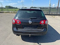 Volkswagen - 2009 - passat - personenauto - afbeelding 33 van  37