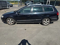Volkswagen - 2009 - passat - personenauto - afbeelding 36 van  37