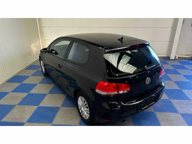 Volkswagen - 2010 - golf - personenauto - afbeelding 4 van  29
