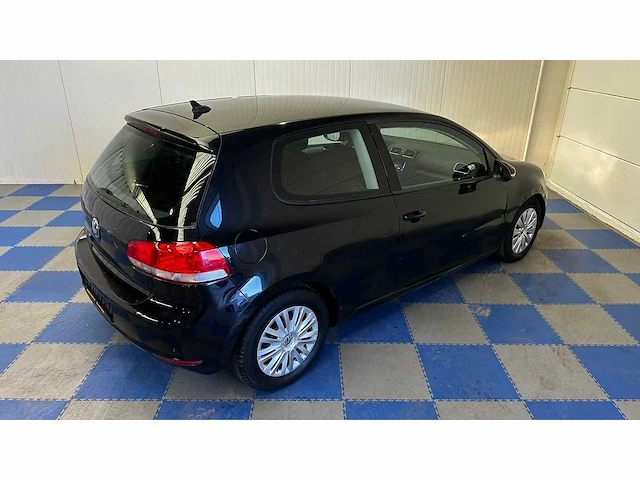Volkswagen - 2010 - golf - personenauto - afbeelding 7 van  29