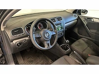 Volkswagen - 2010 - golf - personenauto - afbeelding 8 van  29