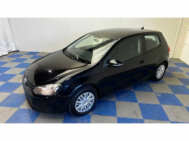 Volkswagen - 2010 - golf - personenauto - afbeelding 12 van  29