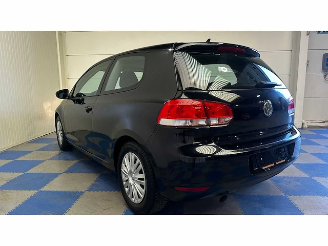 Volkswagen - 2010 - golf - personenauto - afbeelding 24 van  29