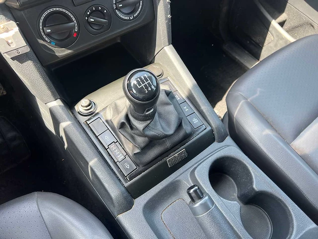 Volkswagen - 2017 - amarok - personenauto - afbeelding 27 van  35