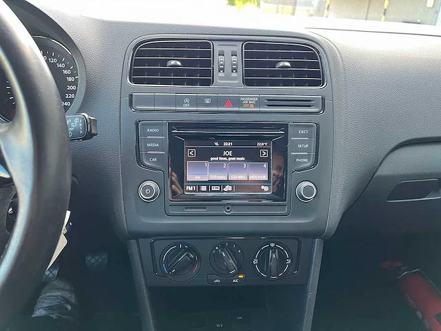 Volkswagen - 2017 - polo - personenauto - afbeelding 8 van  20